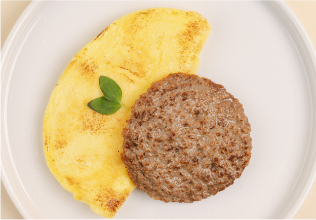 Cheddar Omelet & Maple Sausage