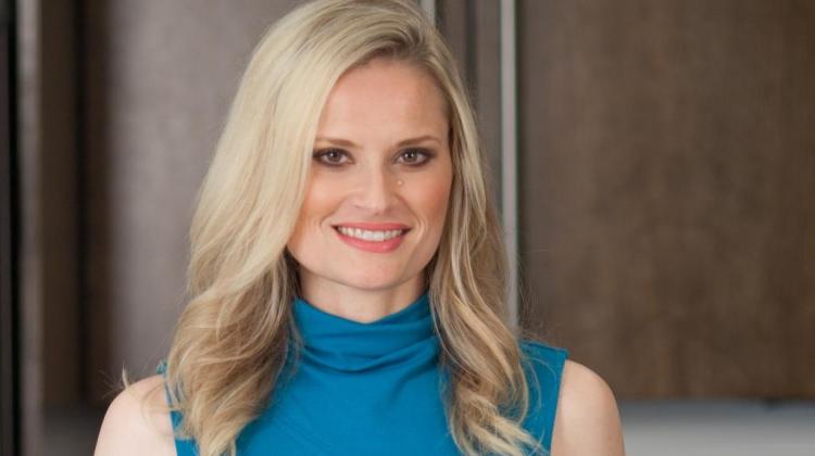 Angela Chase Tries Personal Trainer Food