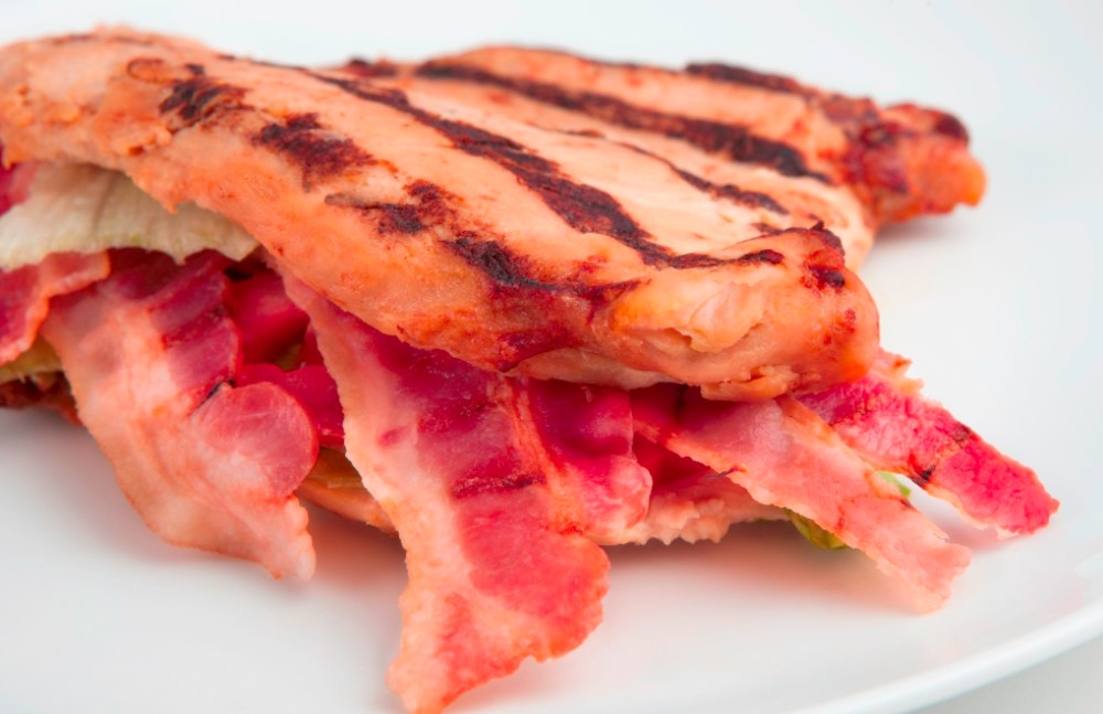 Lose 10 pounds in a week with Personal Trainer Food's Bunless Grilled Chicken BLT!