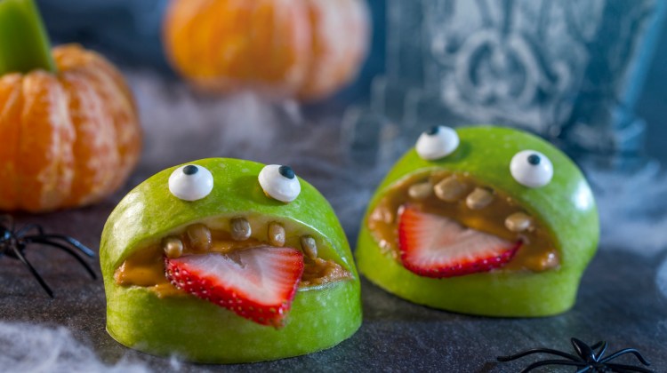 Healthy Halloween Treats for You and the Kids!