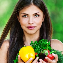 Look younger by loading up on nutritious vegetables that are easy to prepare with Personal Trainer Food.