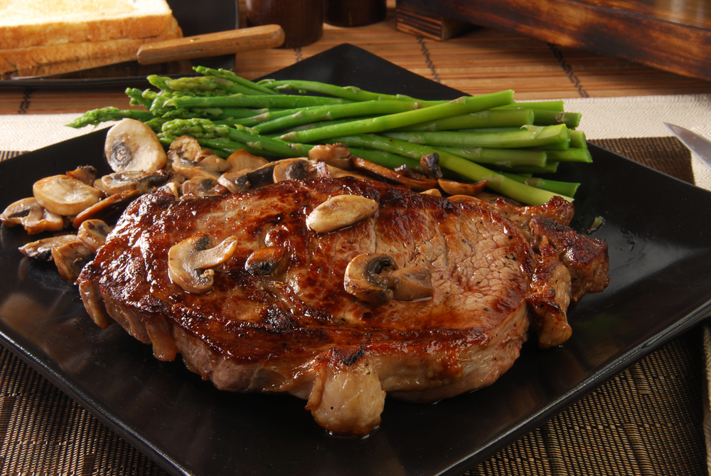 Go ahead, order your favorite steak and lose fat with Personal Trainer Food.