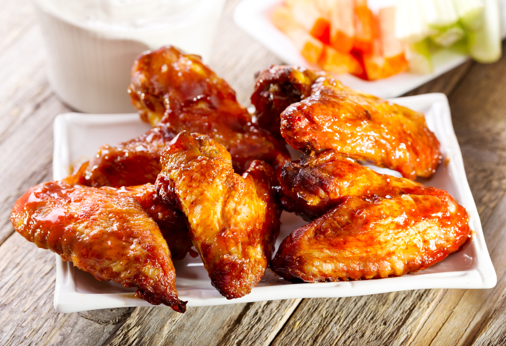 Personal Trainer Food is so easy that you can lose weight while eating wings.