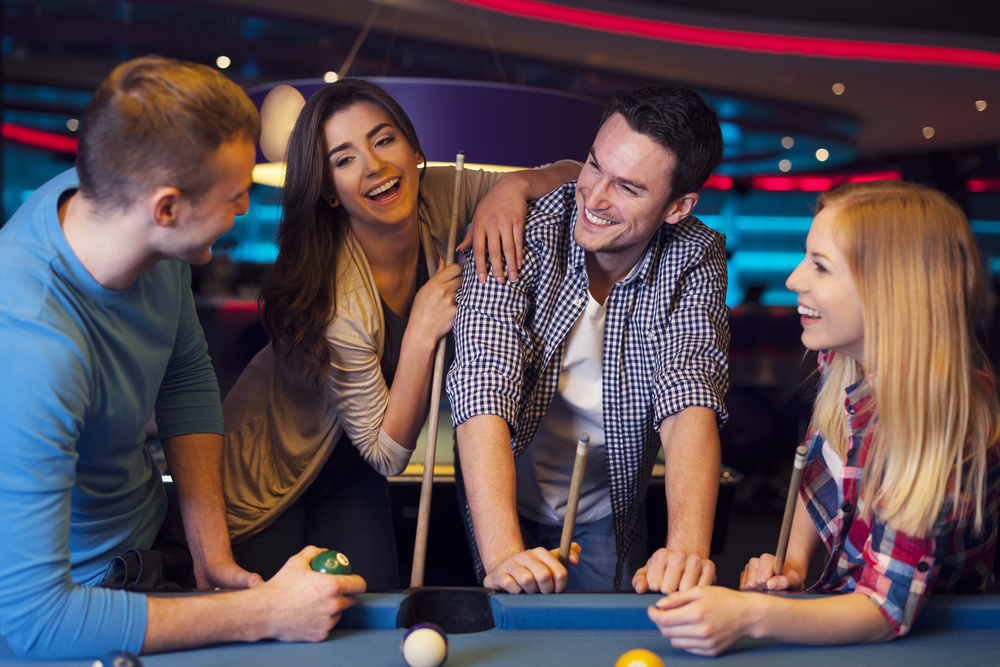 Follow our weight loss guidelines at the sports bar, Personal Trainer Food can help you have a great time while losing weight.