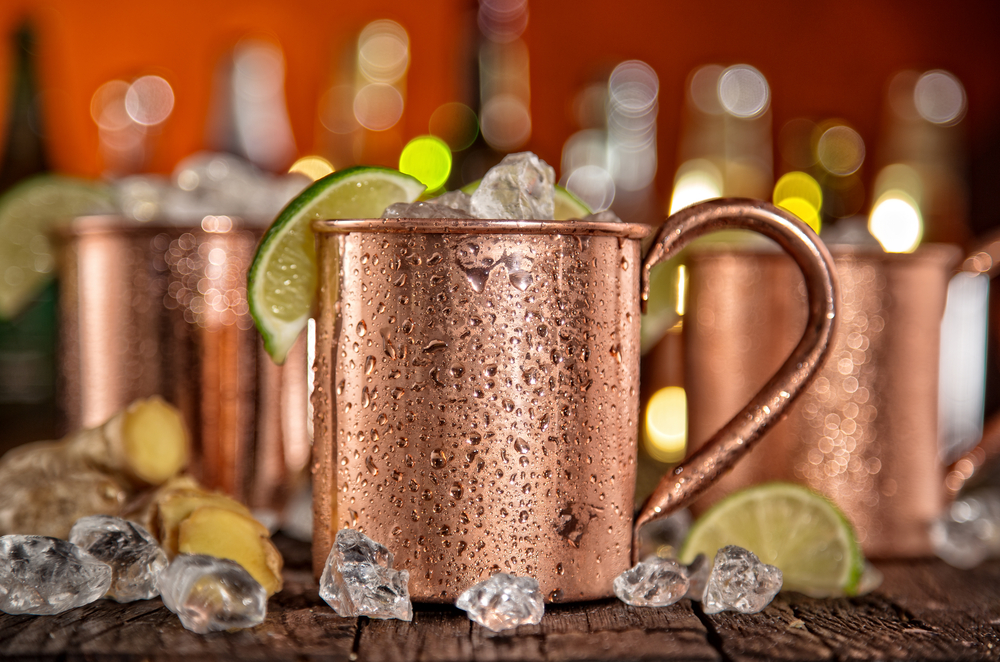 Get this awesome non-alcoholic Moscow Mule recipe so you can lose weight over the holidays, and get Personal Trainer Food so you can lose fat fast.