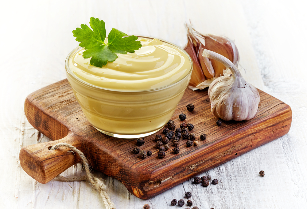 Can you have mayonnaise, aioli, ketchup, or bar-b-que sauce on a low-carb diet? Personal Trainer Food has the complete list for you to reference so you can maximize your weight loss and get to your goal.