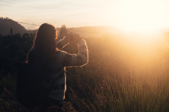 Make every day your bright new day by losing weight and getting healthy with Personal Trainer Food.