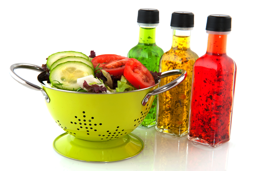Which salad dressings are ok for low-carb diets? Personal Trainer Food can help you figure that out with this handy list of salad dressings, sauces, condiments, herbs, and spices. Check it out! 