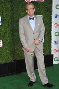 Dapper Drew Carey after losing 80 pounds by cutting sugar.