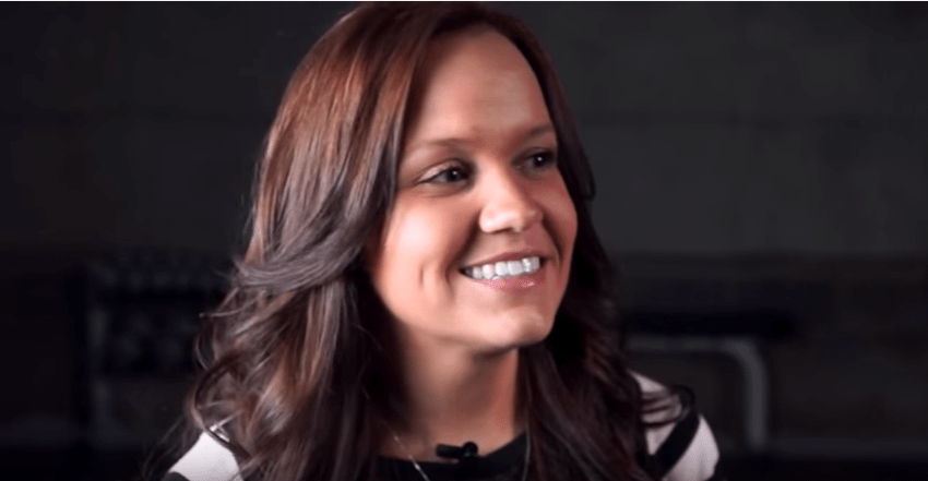 At 300 pounds, Niki was just living to die. But she was able to turn her life around by taking one step at a time. See what she did to lose the weight!